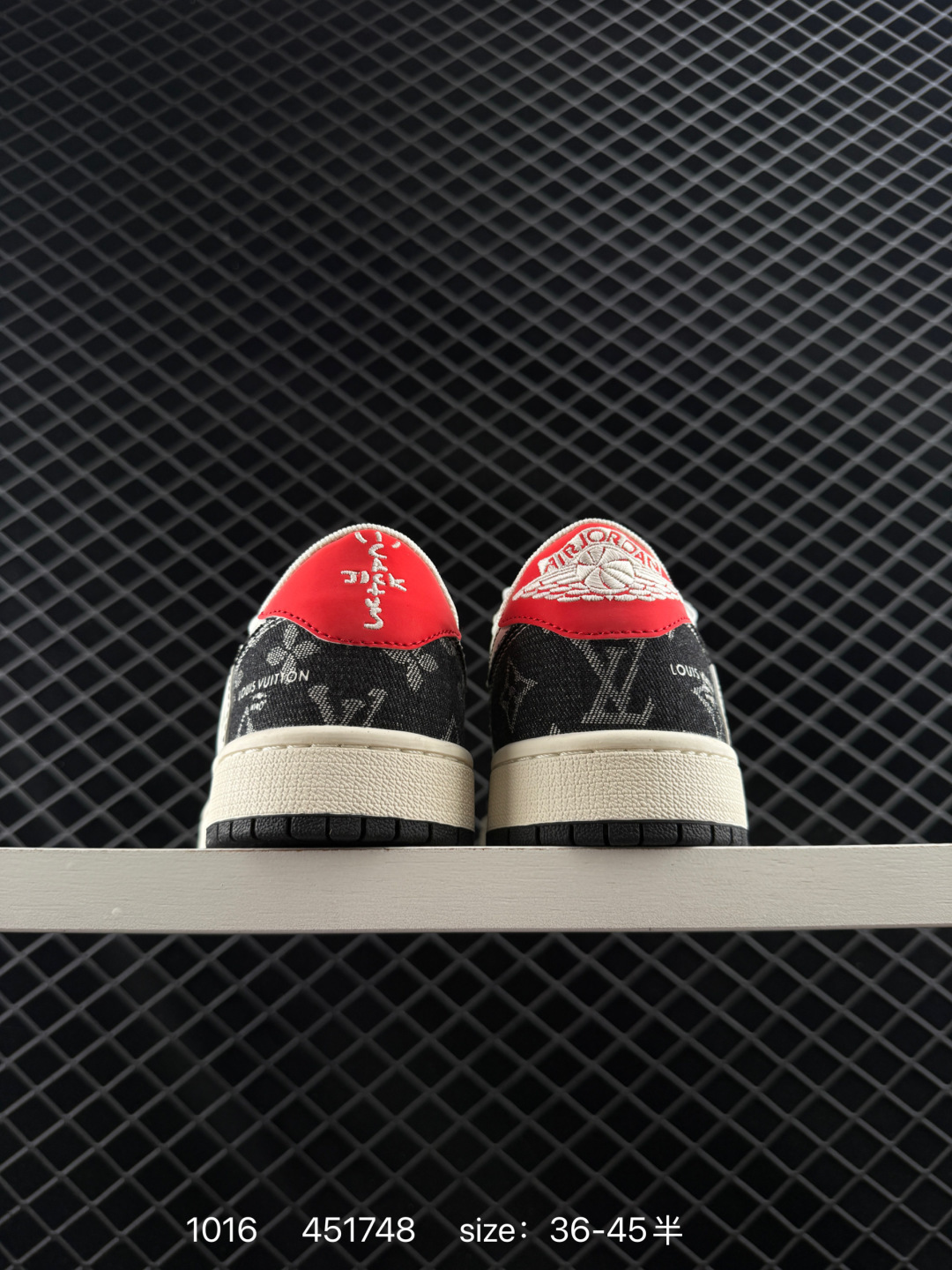 Air Jordan 1 Retro Low